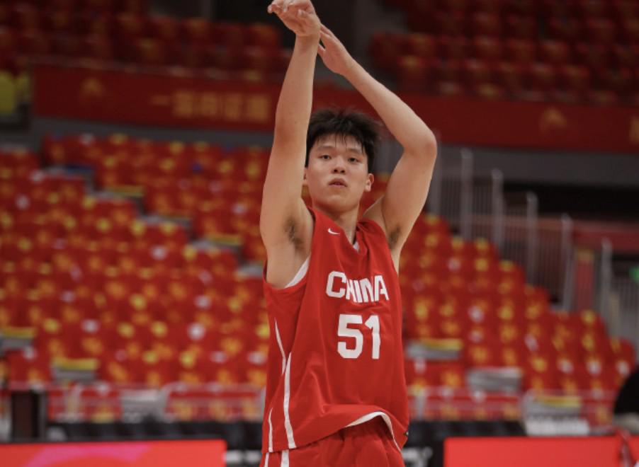 媒体人:赵继伟落选亚运会是对健康保护,杨瀚森则是要打NBA