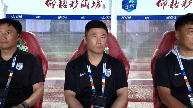 大连争亚冠名额不踩刹车,若拿下国安双保险,毛伟杰+吕焯毅边路压制